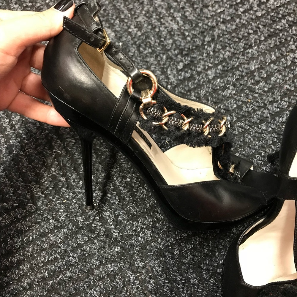 Ferre heels